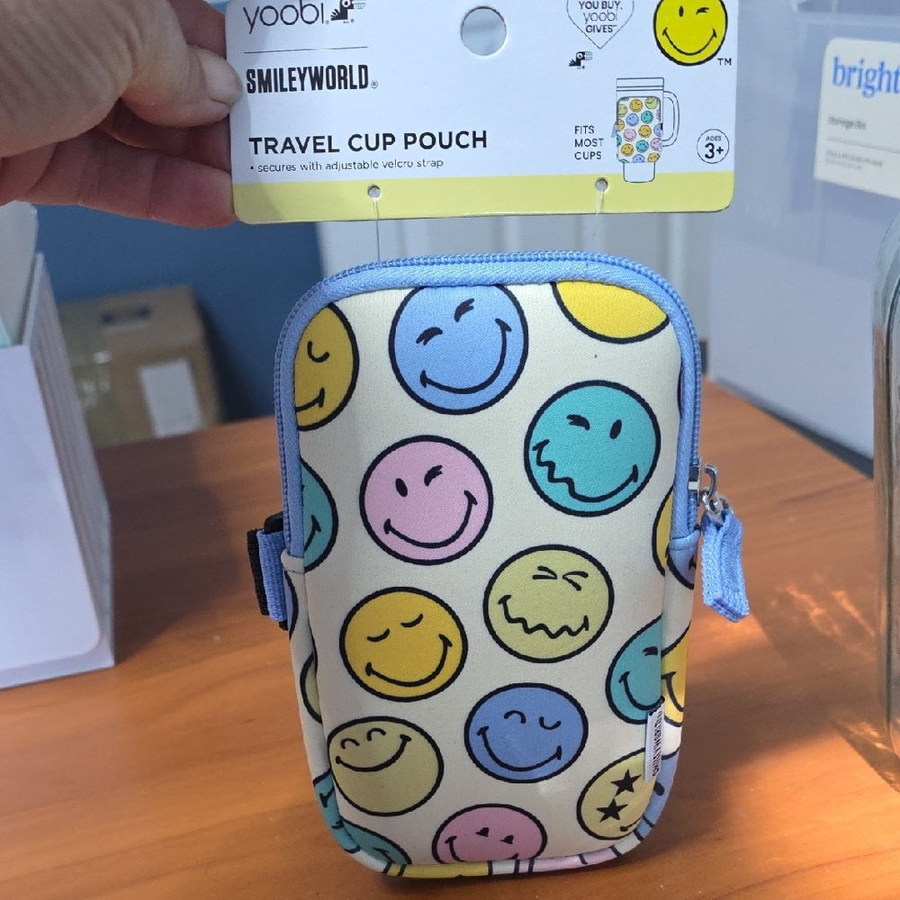 Yoobi SmileyWorld Travel Cup Pouch - Blue and Yellow